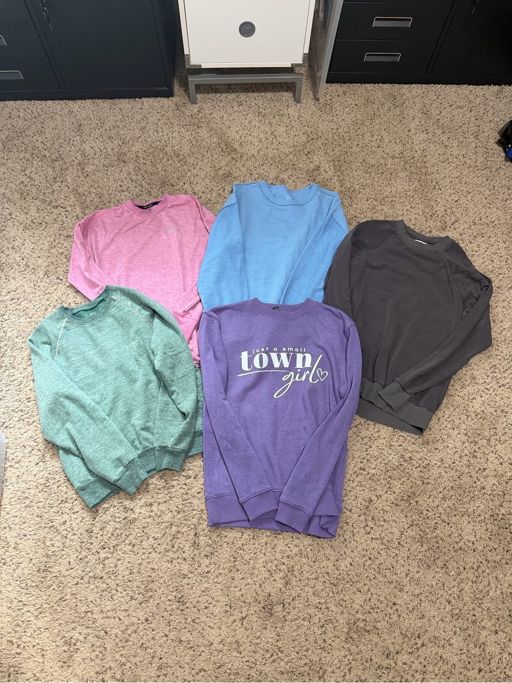 Bundle of Random Sweathirts/Long Sleeve
